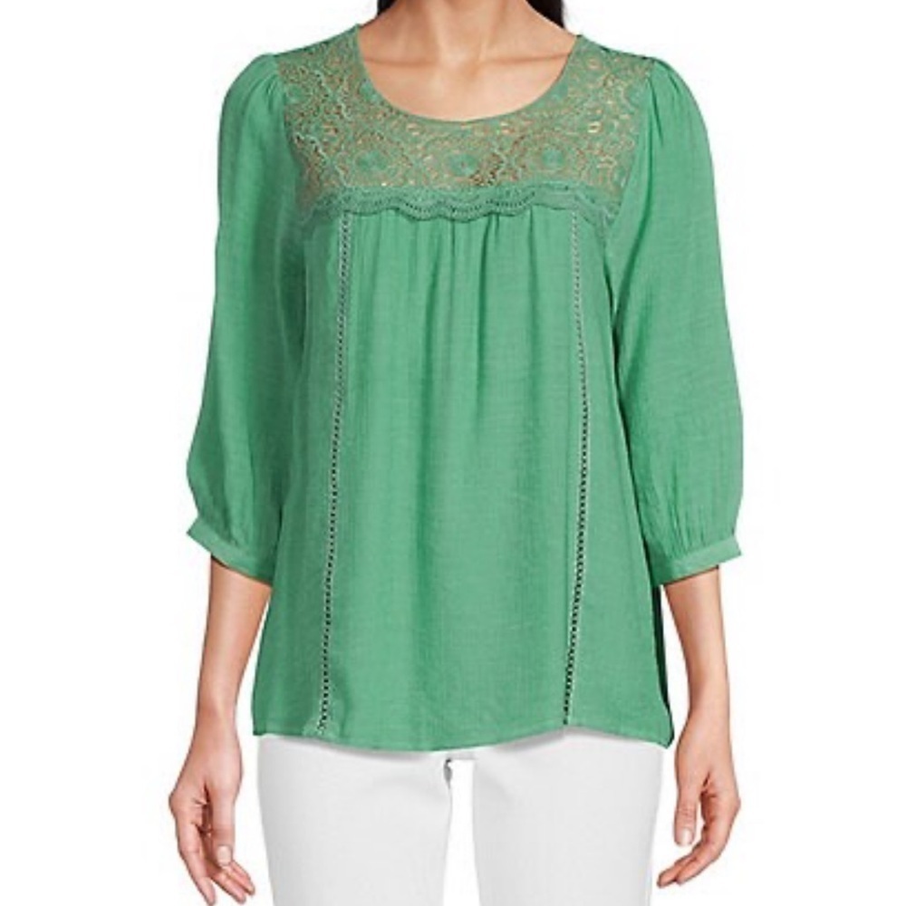 Figueroa & Flower Green Scoop Neck 3/4 Sleeve Lace Yoke Blouse | Size Medium